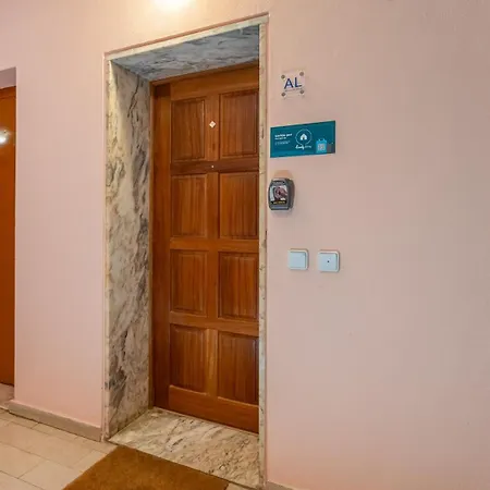Bright & Cozy In By Lovelystay Apartmán *